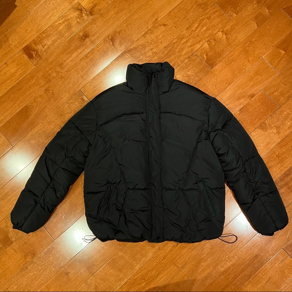 NWOT Super oversized black puffer jacket